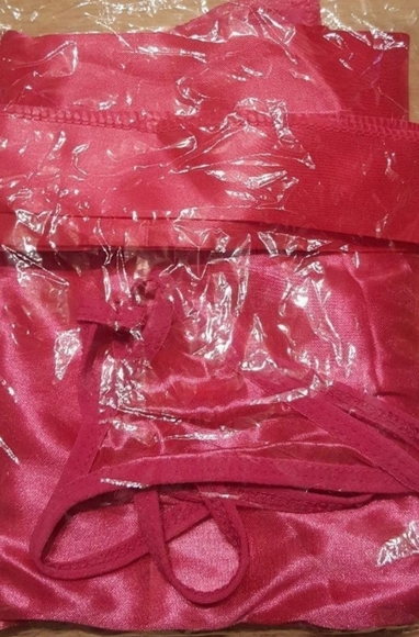 NWT XS elegant pink robe & thong panties - Picture 3 of 4